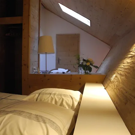 Alojamento de Acomodação e Pequeno-almoço L'ours 3*